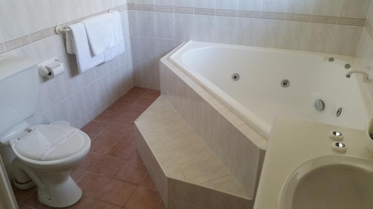 Blayney Central Motel Δωμάτιο φωτογραφία